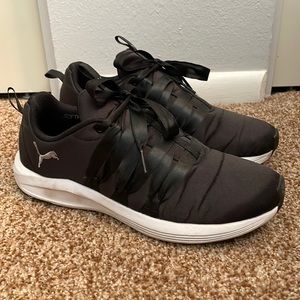 Puma Alt Satin Slip-on Size 8.5